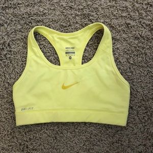 yellow nike sports bra size xs